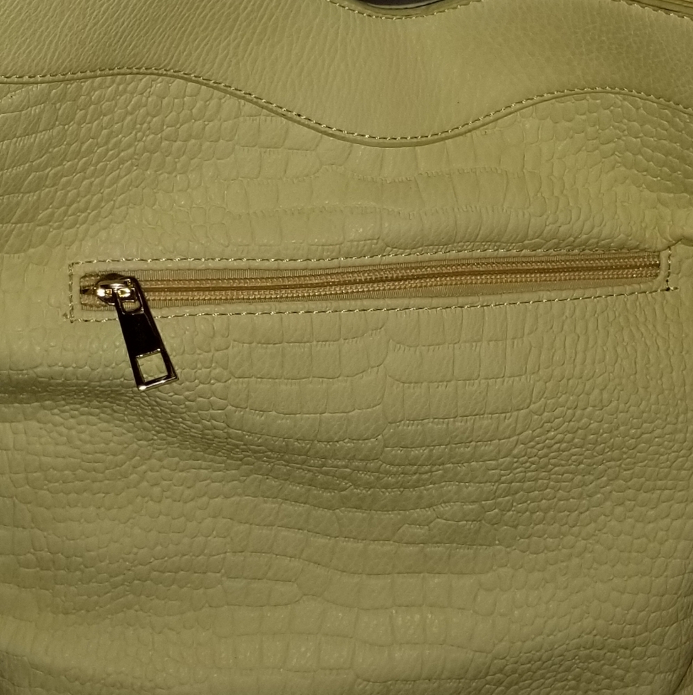 Handbag - Picture 3 of 3